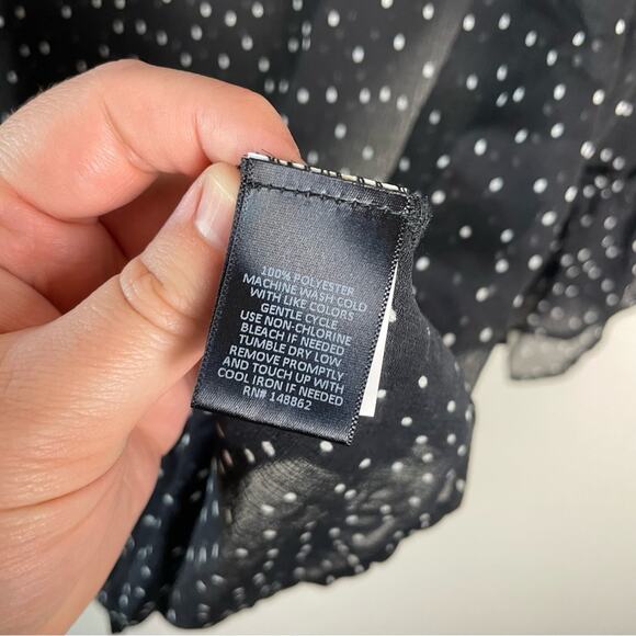 Torrid Black Polka Dot Chiffon Blouse Top Long Sleeve 2X NWT 10927419 - Picture 7 of 13